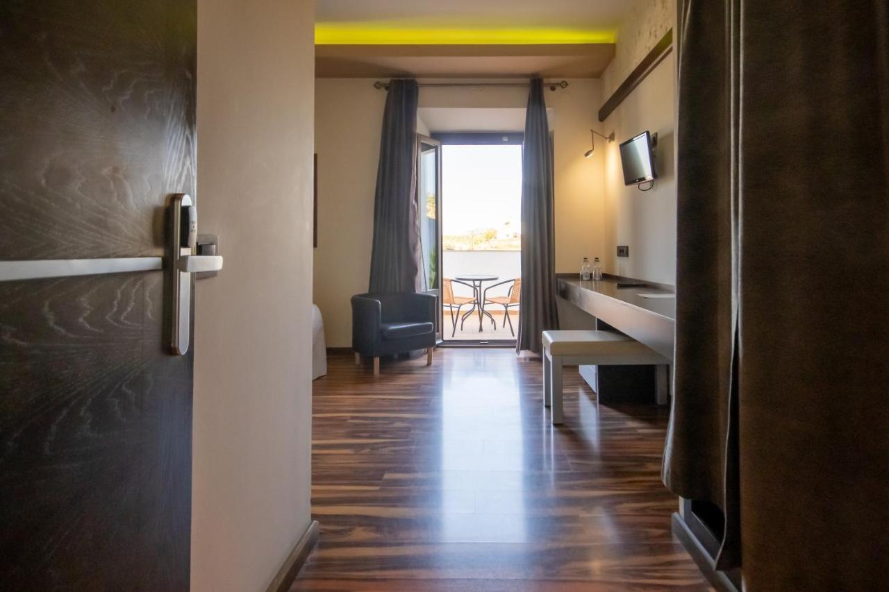 Hotel Villa De Setenil Setenil De Las Bodegas Εξωτερικό φωτογραφία