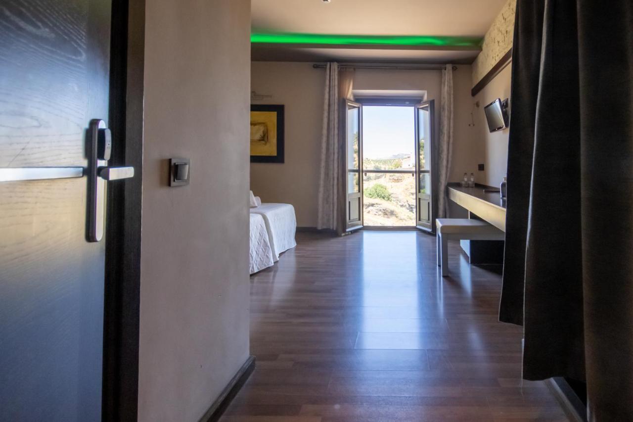 Hotel Villa De Setenil Setenil De Las Bodegas Εξωτερικό φωτογραφία
